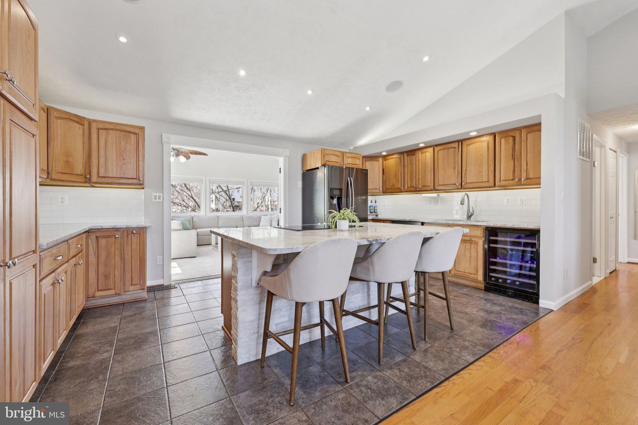 DOMINION VIEW - Residential