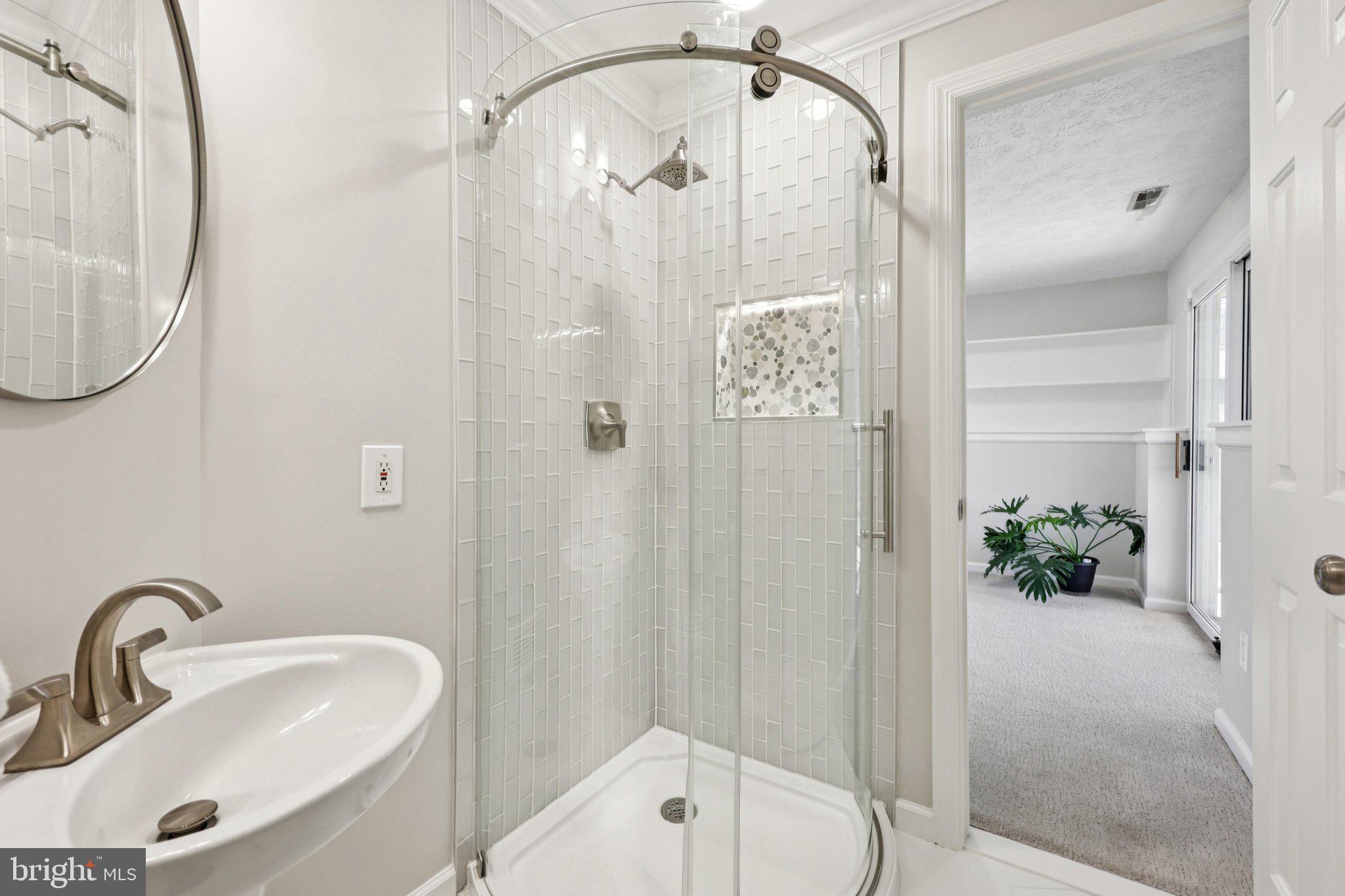 DOMINION VIEW - Residential