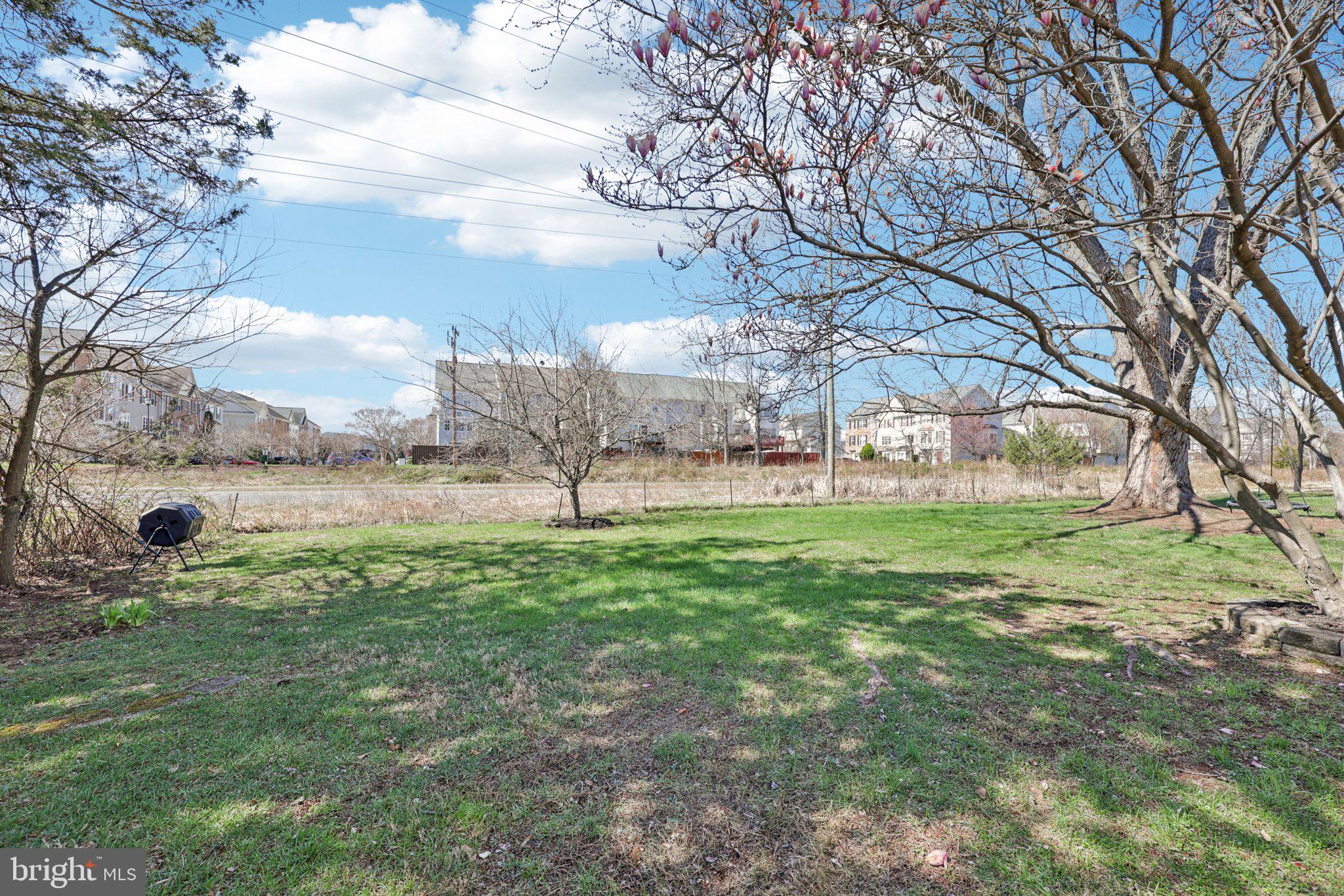 DOMINION VIEW - Residential