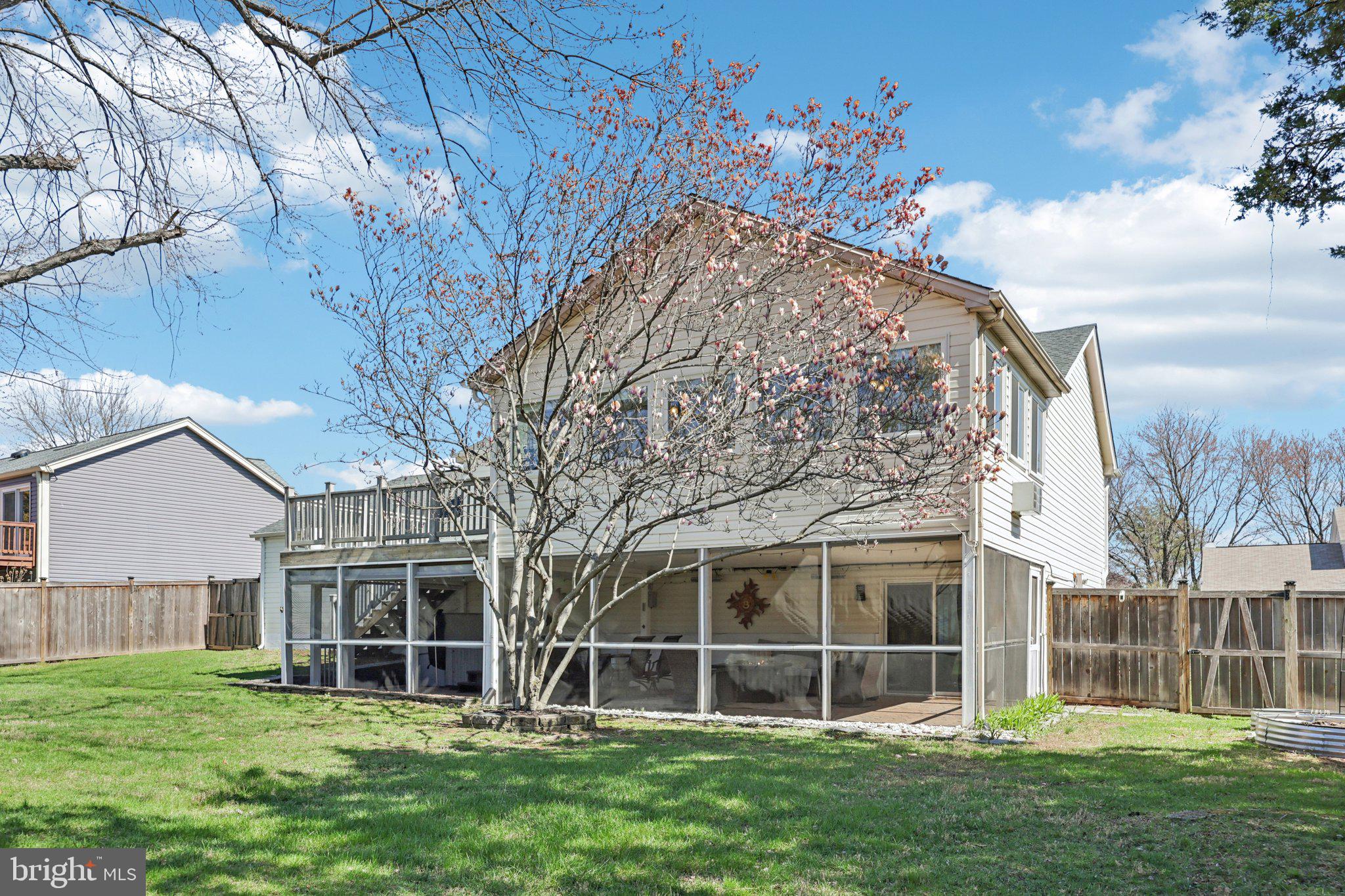 DOMINION VIEW - Residential