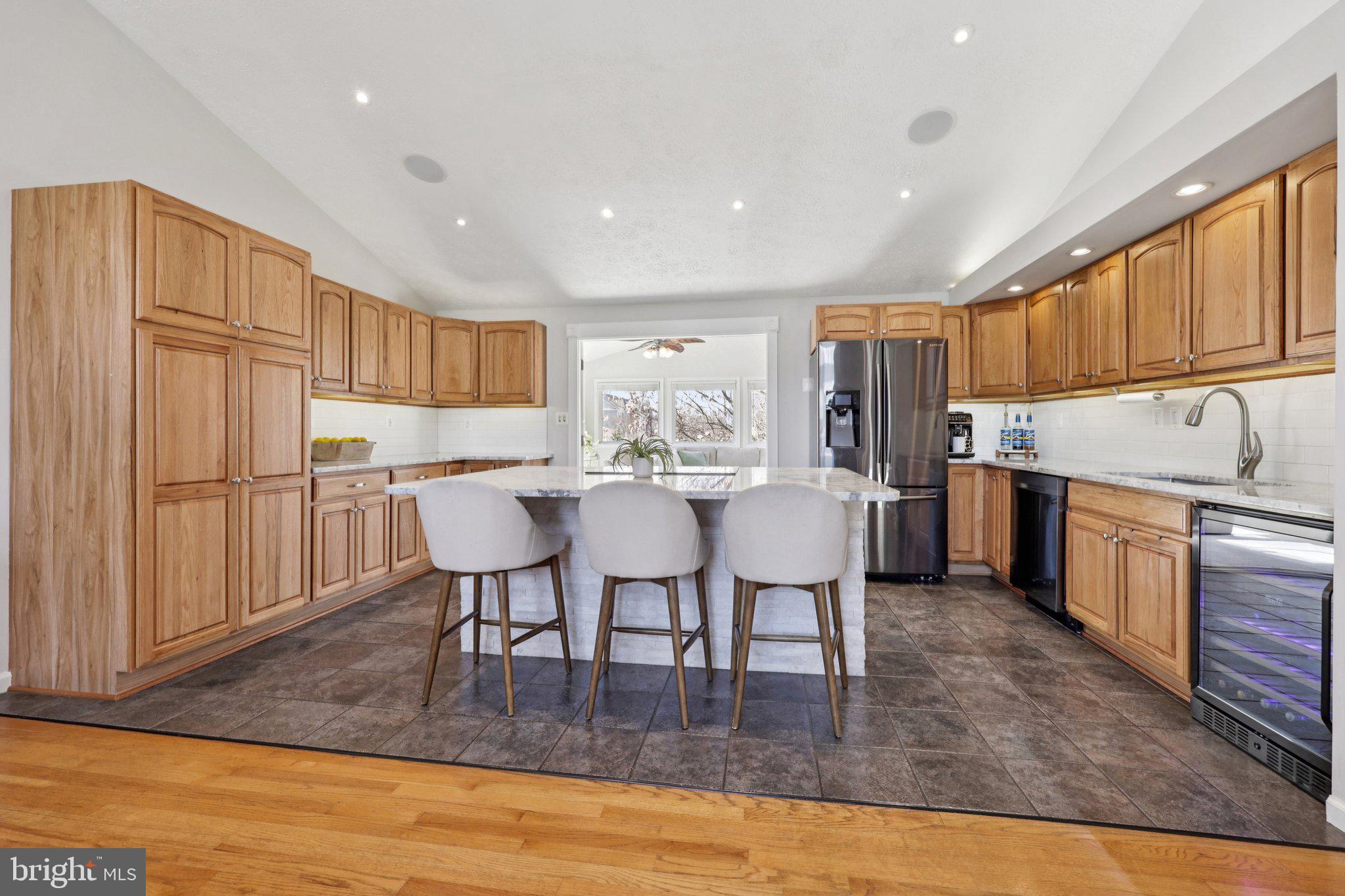 DOMINION VIEW - Residential