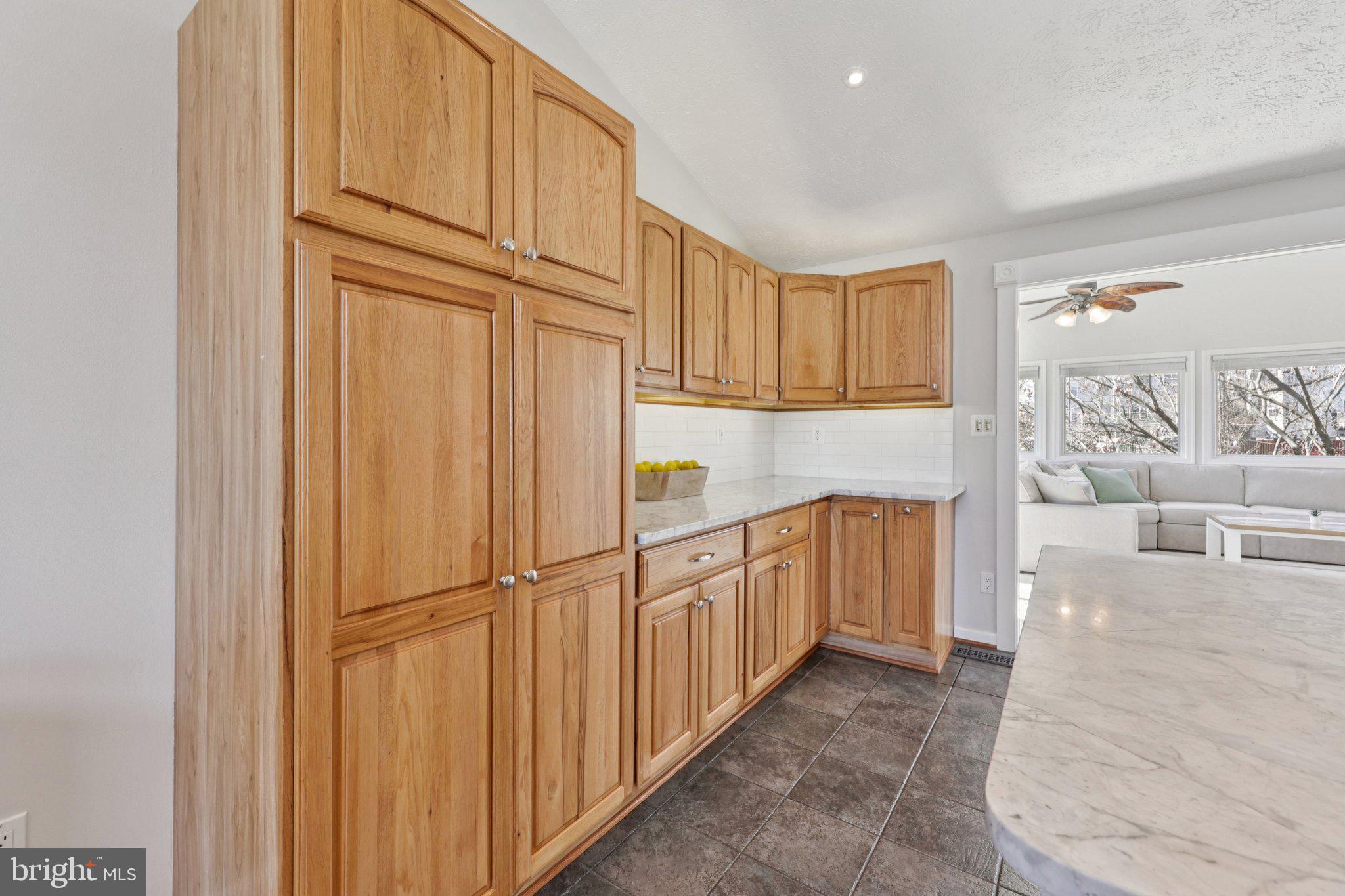 DOMINION VIEW - Residential