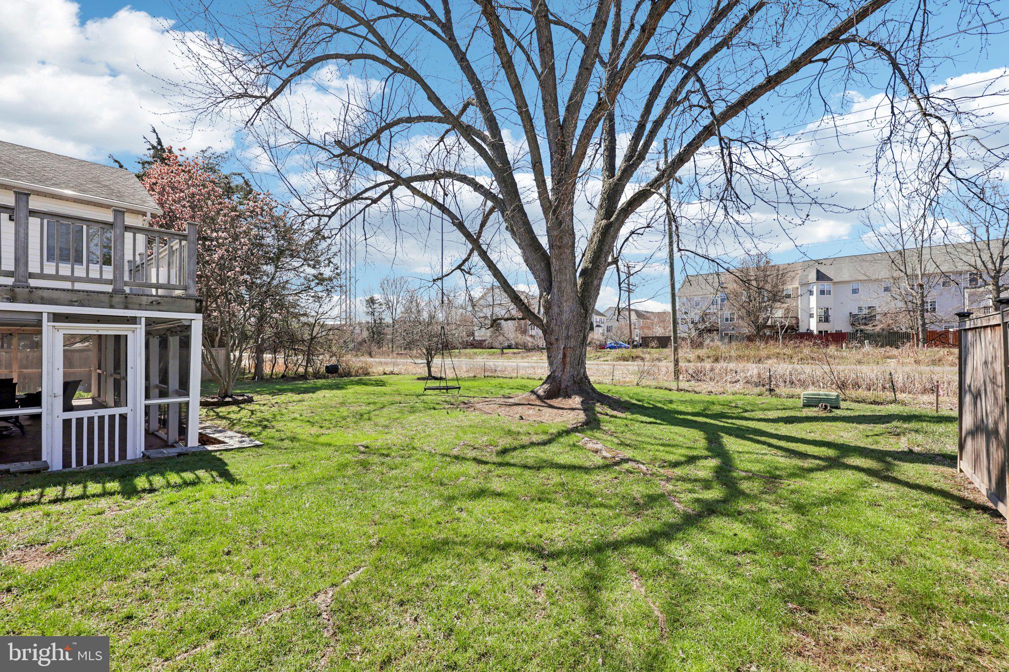 DOMINION VIEW - Residential