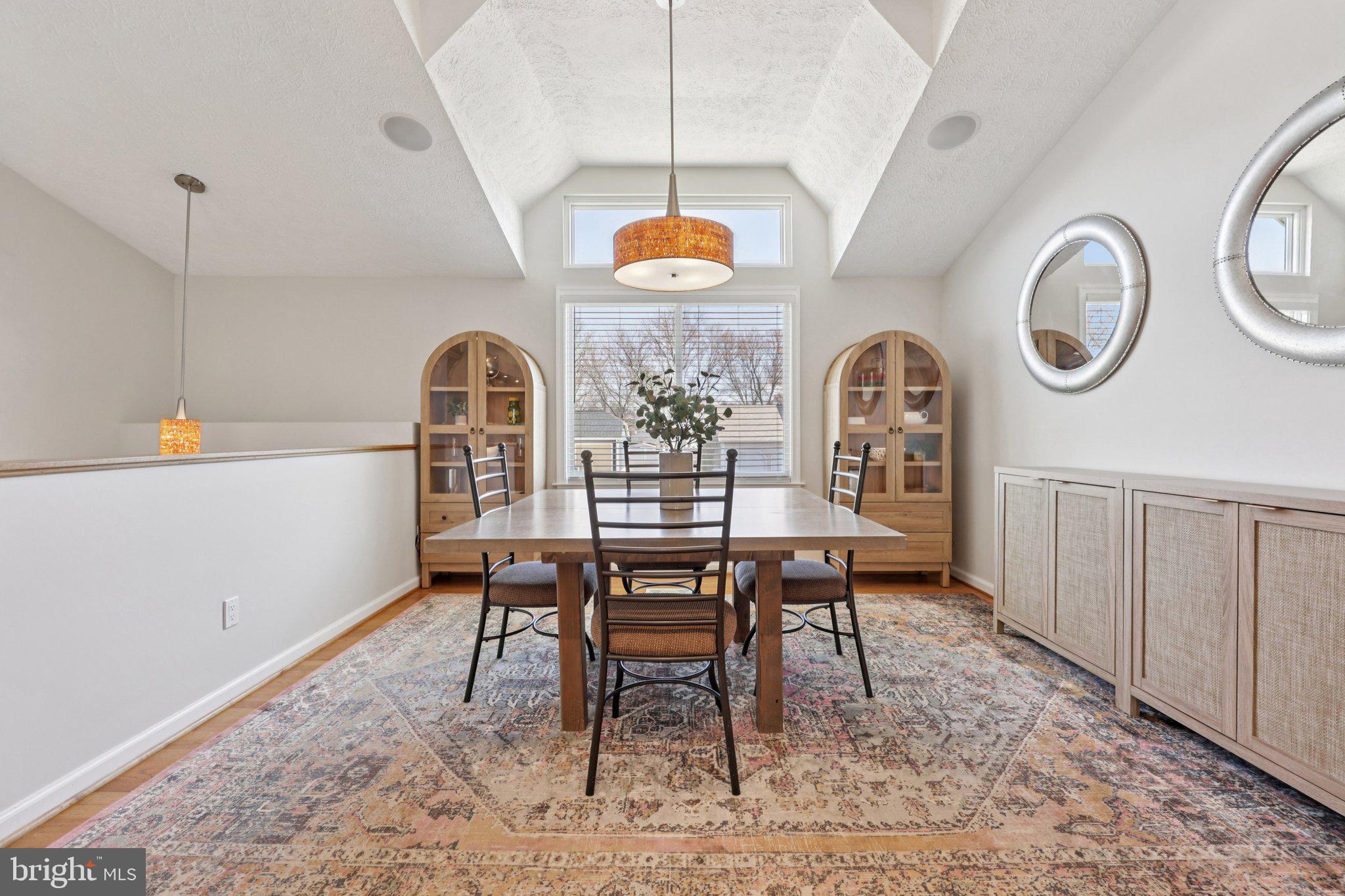 DOMINION VIEW - Residential