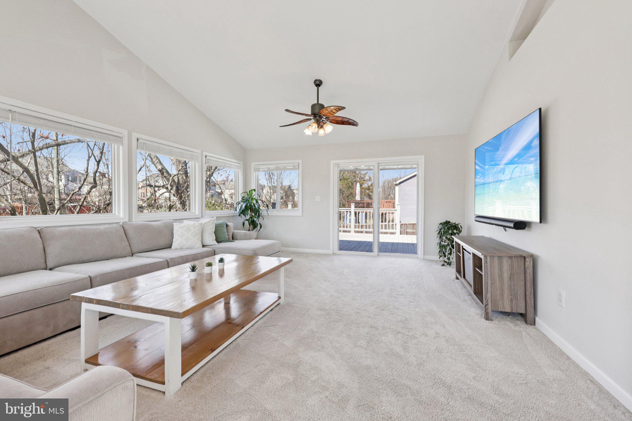 DOMINION VIEW - Residential