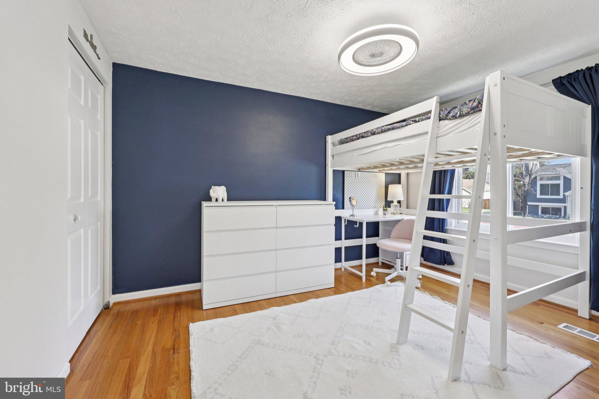 DOMINION VIEW - Residential