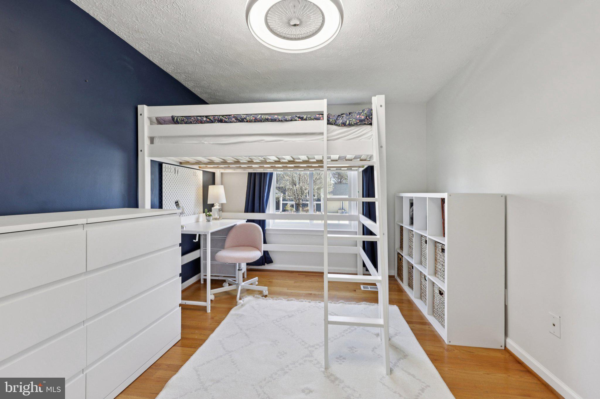 DOMINION VIEW - Residential