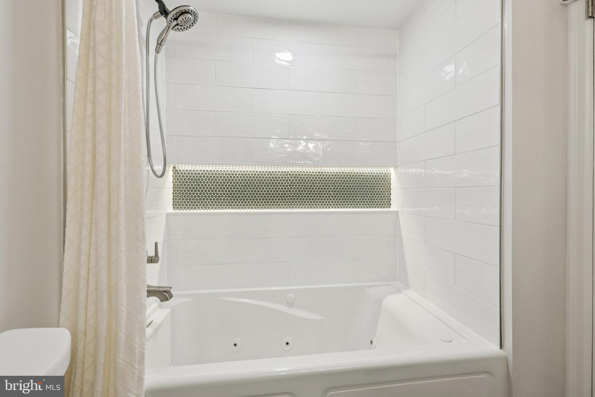 DOMINION VIEW - Residential