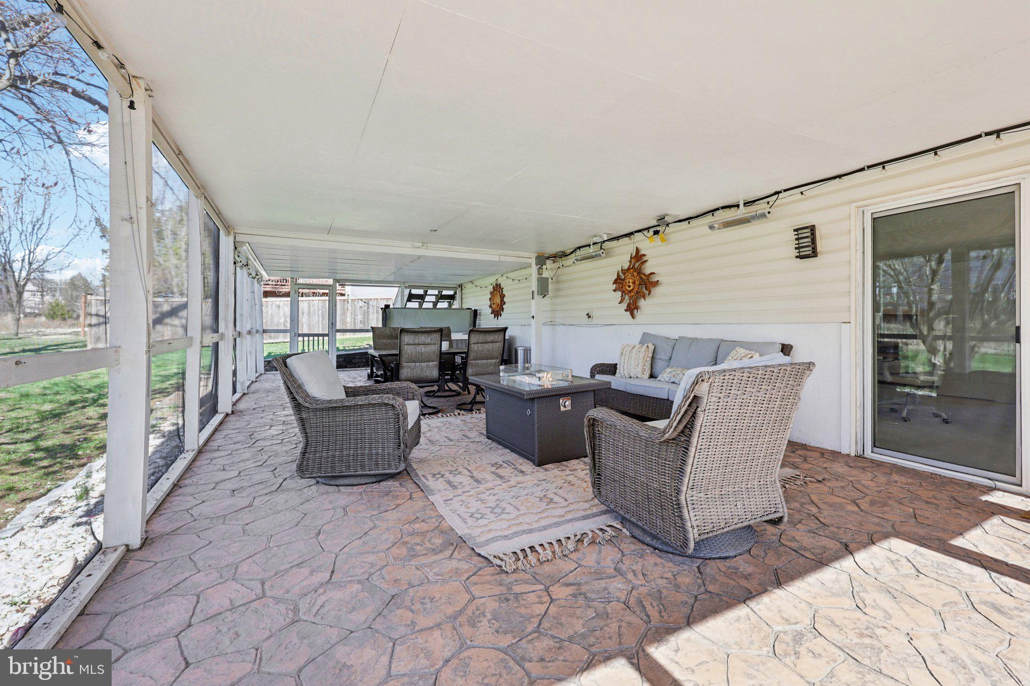 DOMINION VIEW - Residential