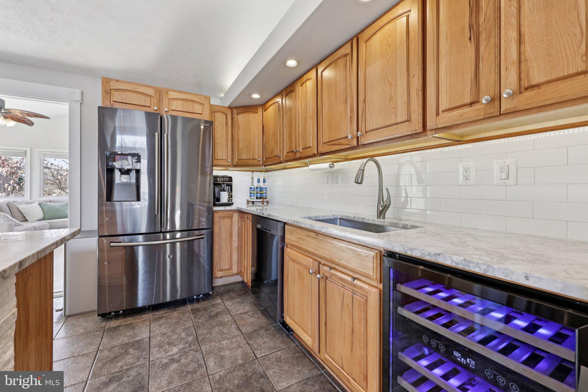 DOMINION VIEW - Residential