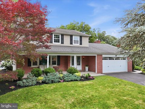 Homes For Sale - 406 Bonnie Lane<br/> LANSDALE, PA 19446