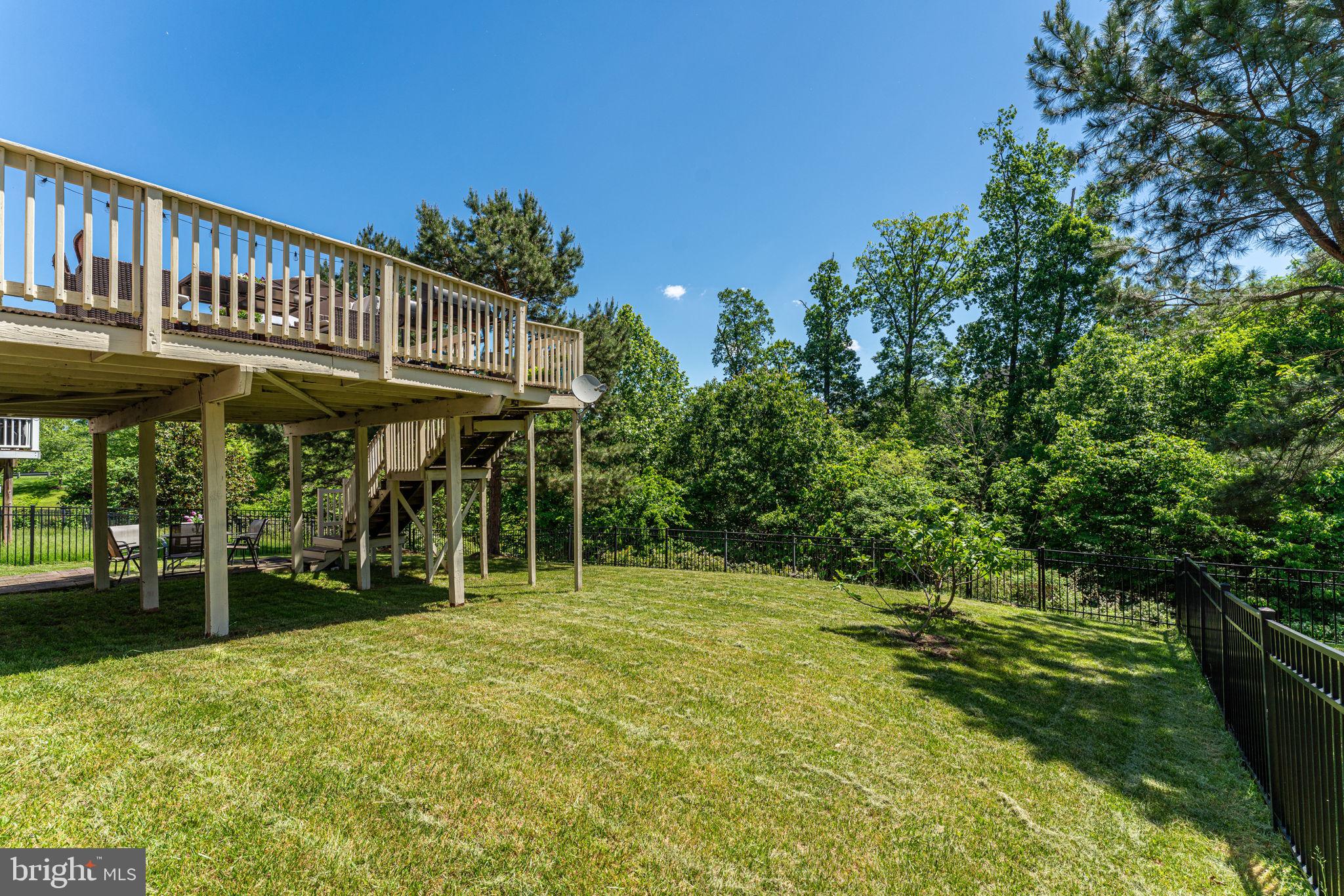 PIEDMONT MEWS - Residential