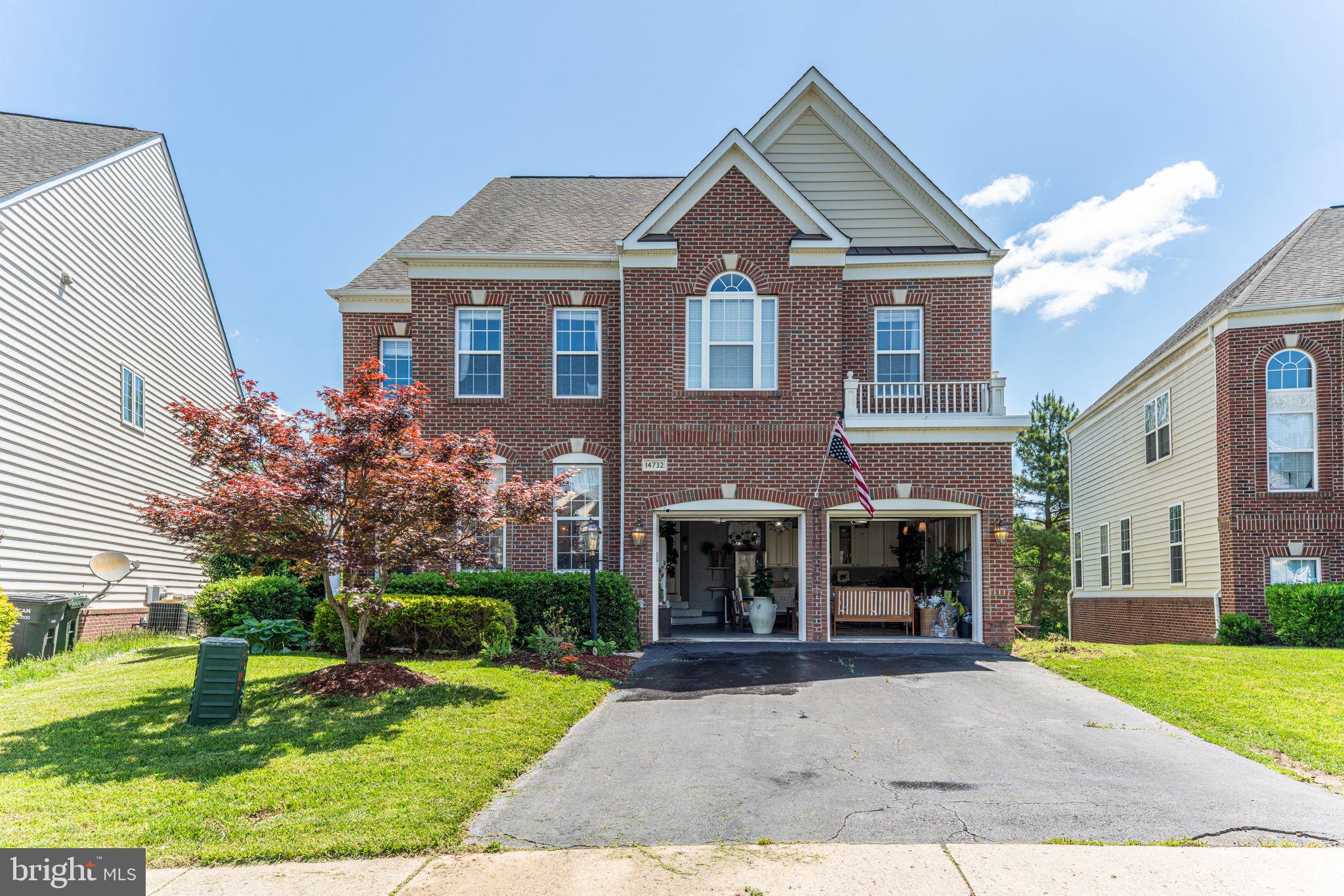 PIEDMONT MEWS - Residential