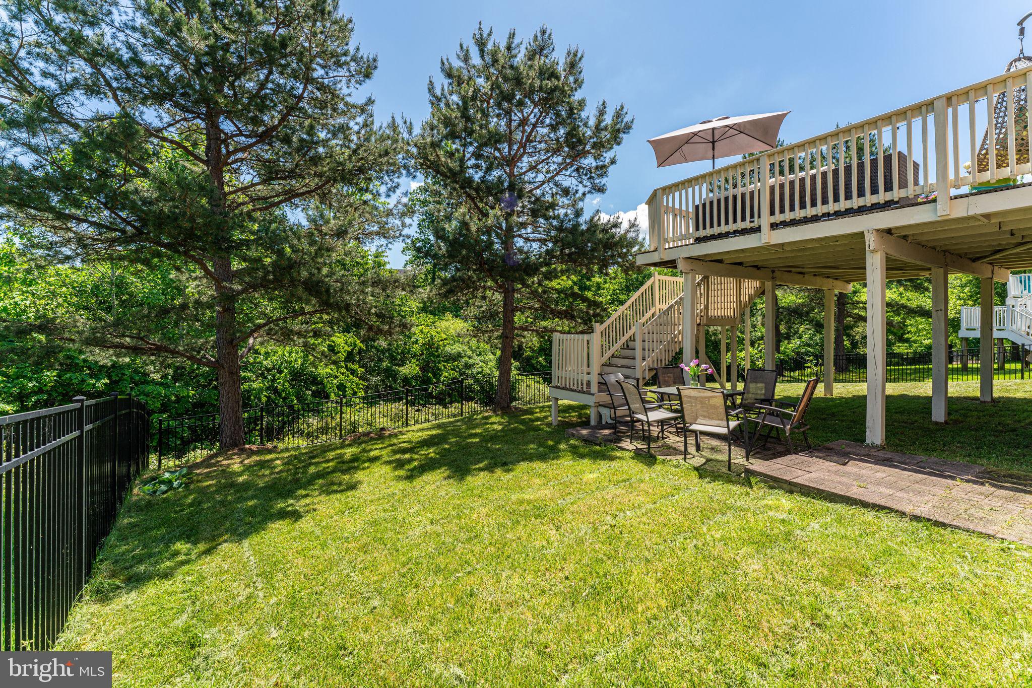 PIEDMONT MEWS - Residential