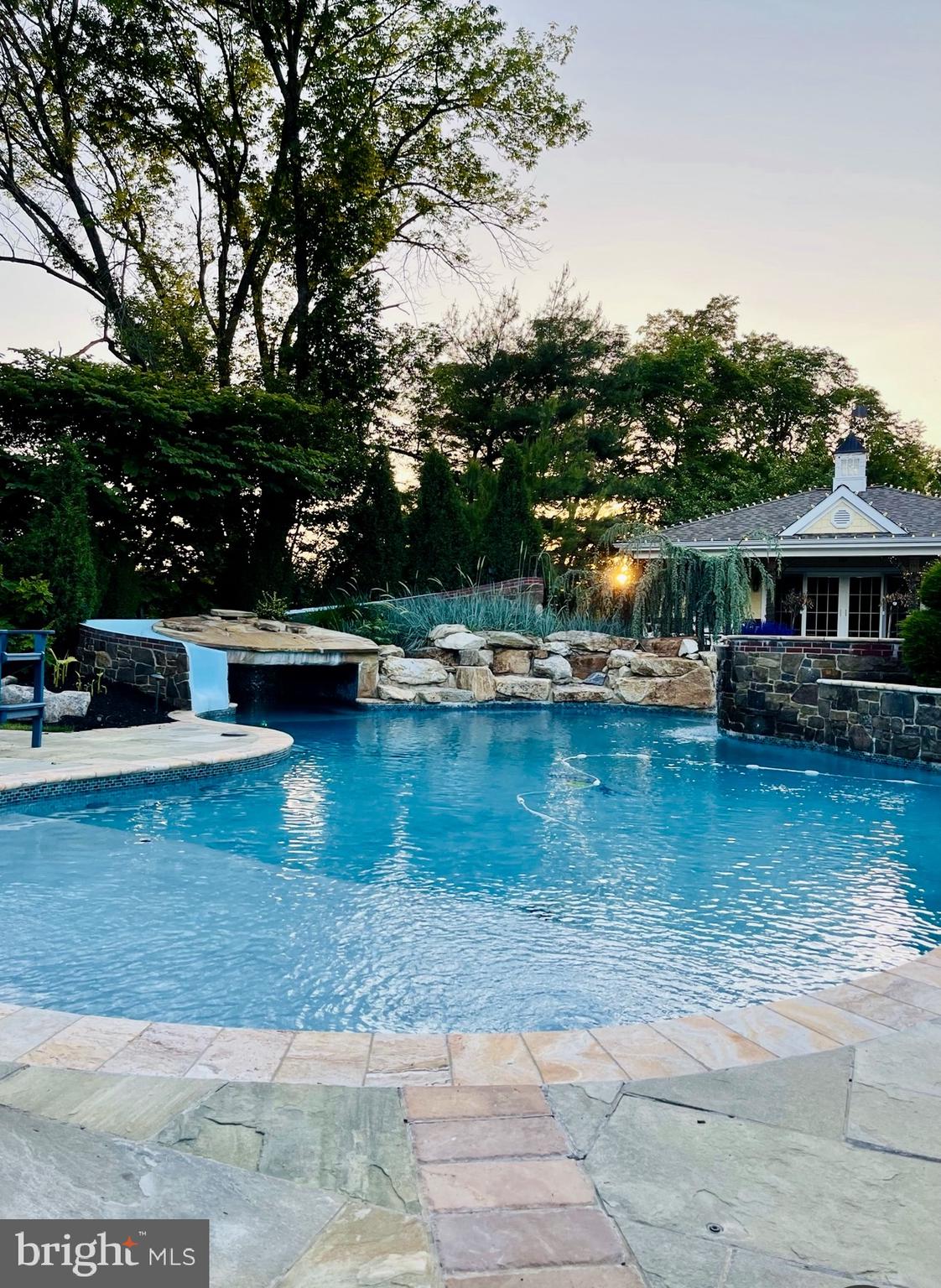 BRICK HOUSE FARM - Residential