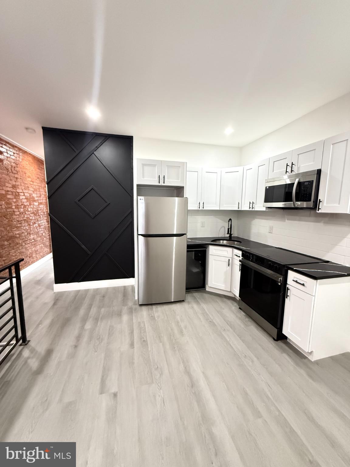 PHILADELPHIA - Residential Lease