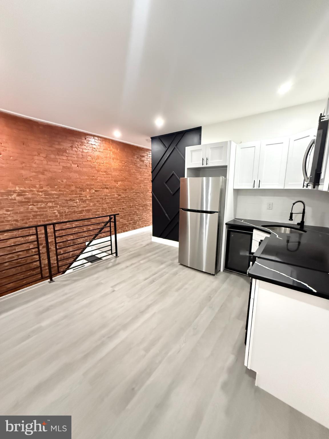 PHILADELPHIA - Residential Lease