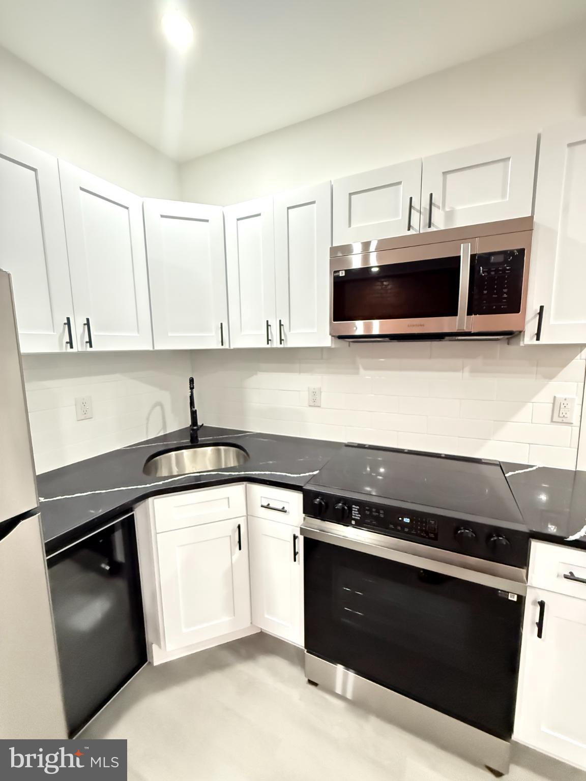 PHILADELPHIA - Residential Lease