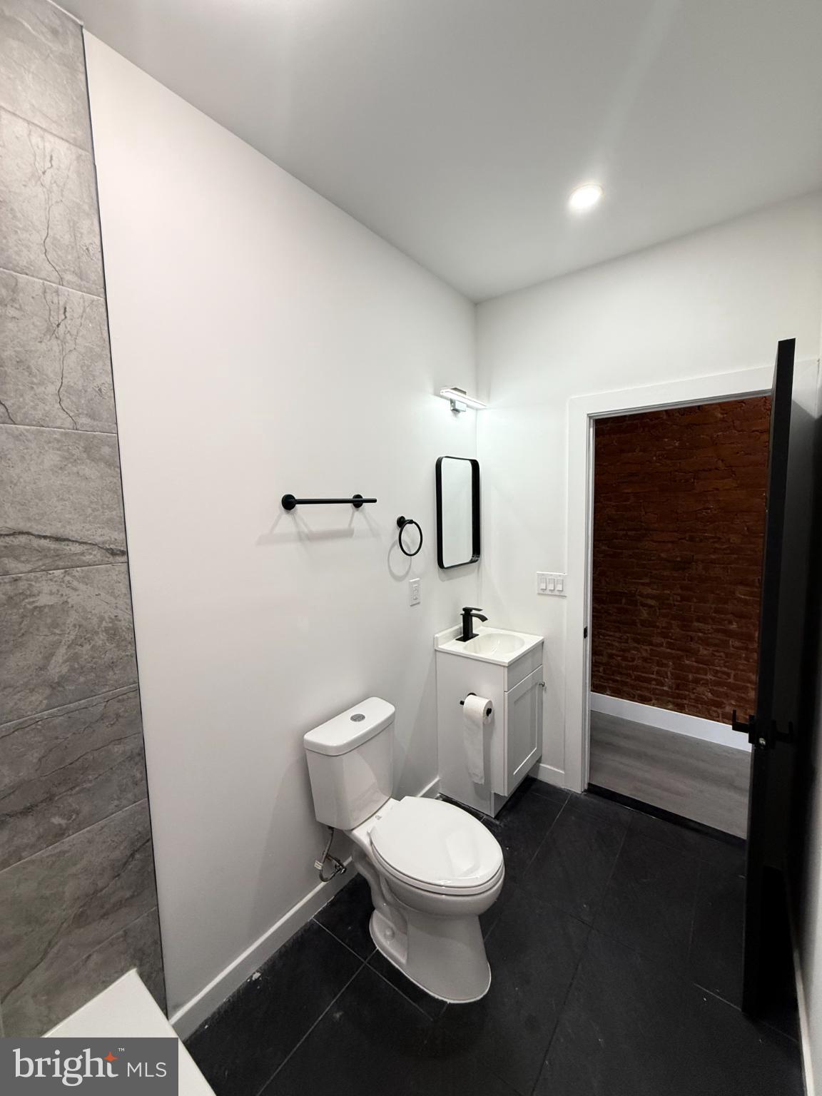 PHILADELPHIA - Residential Lease