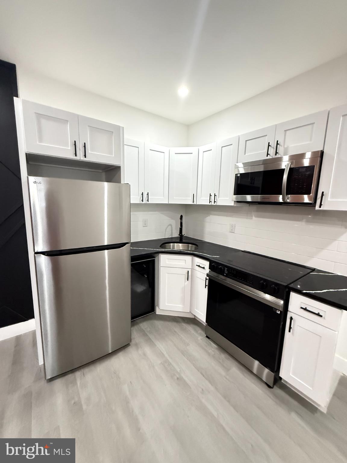 PHILADELPHIA - Residential Lease