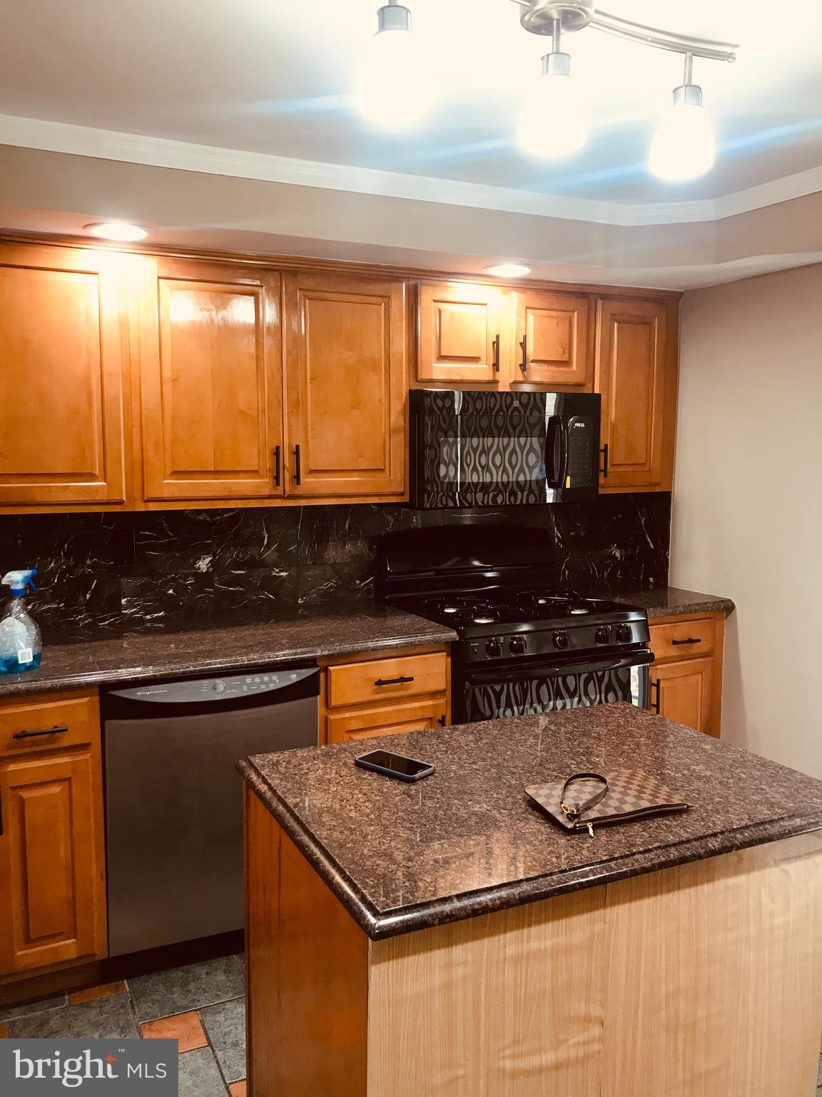 NORTHEAST READING - Residential