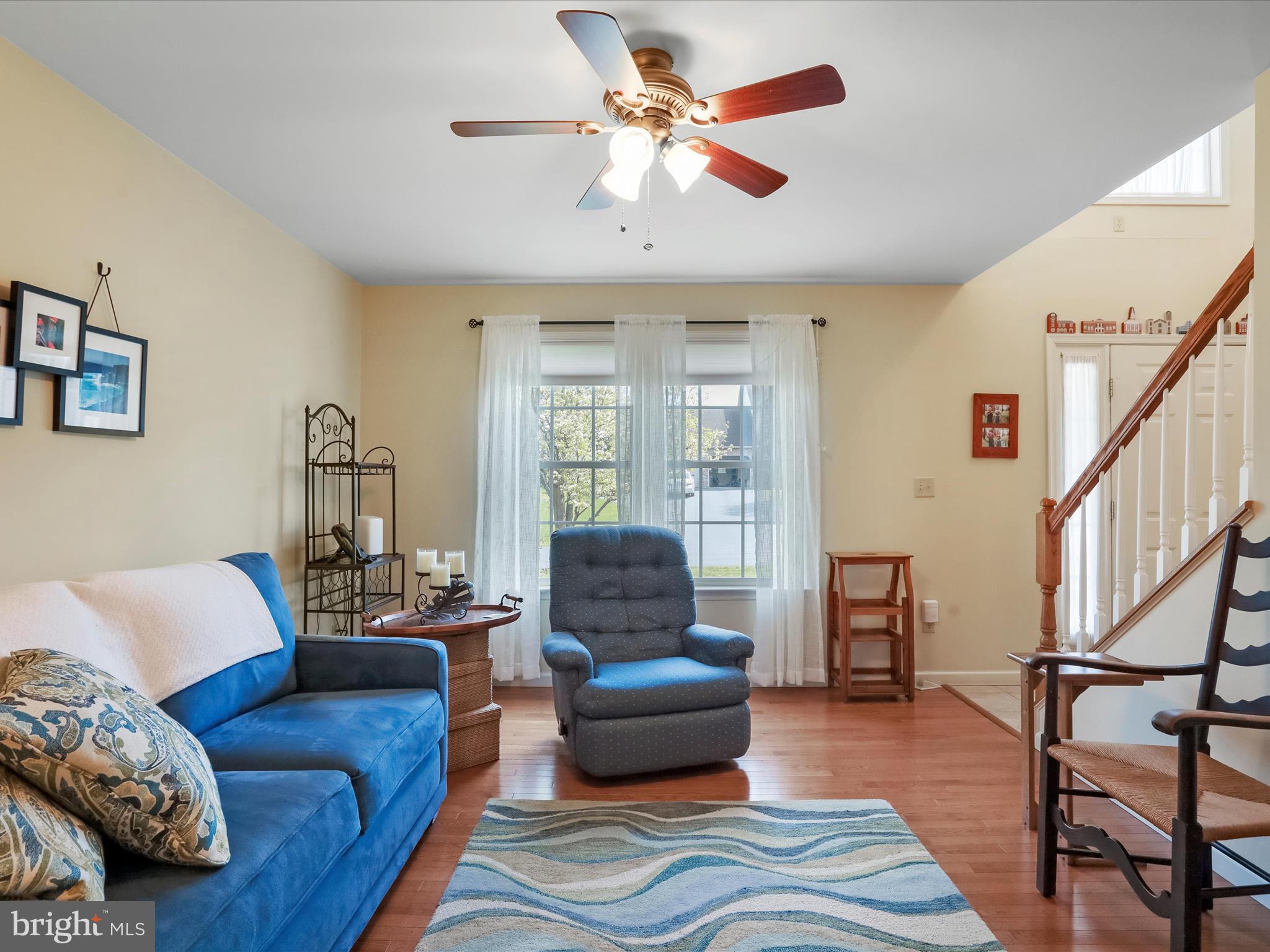 HUNTERS CHASE - Residential