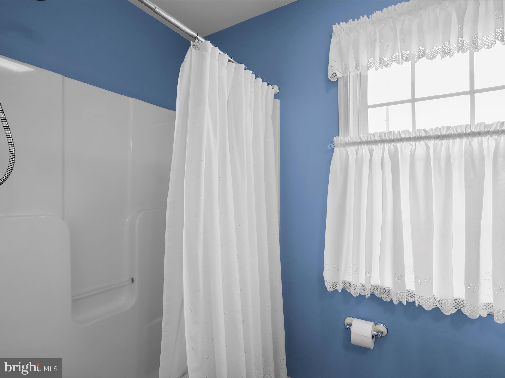 HUNTERS CHASE - Residential