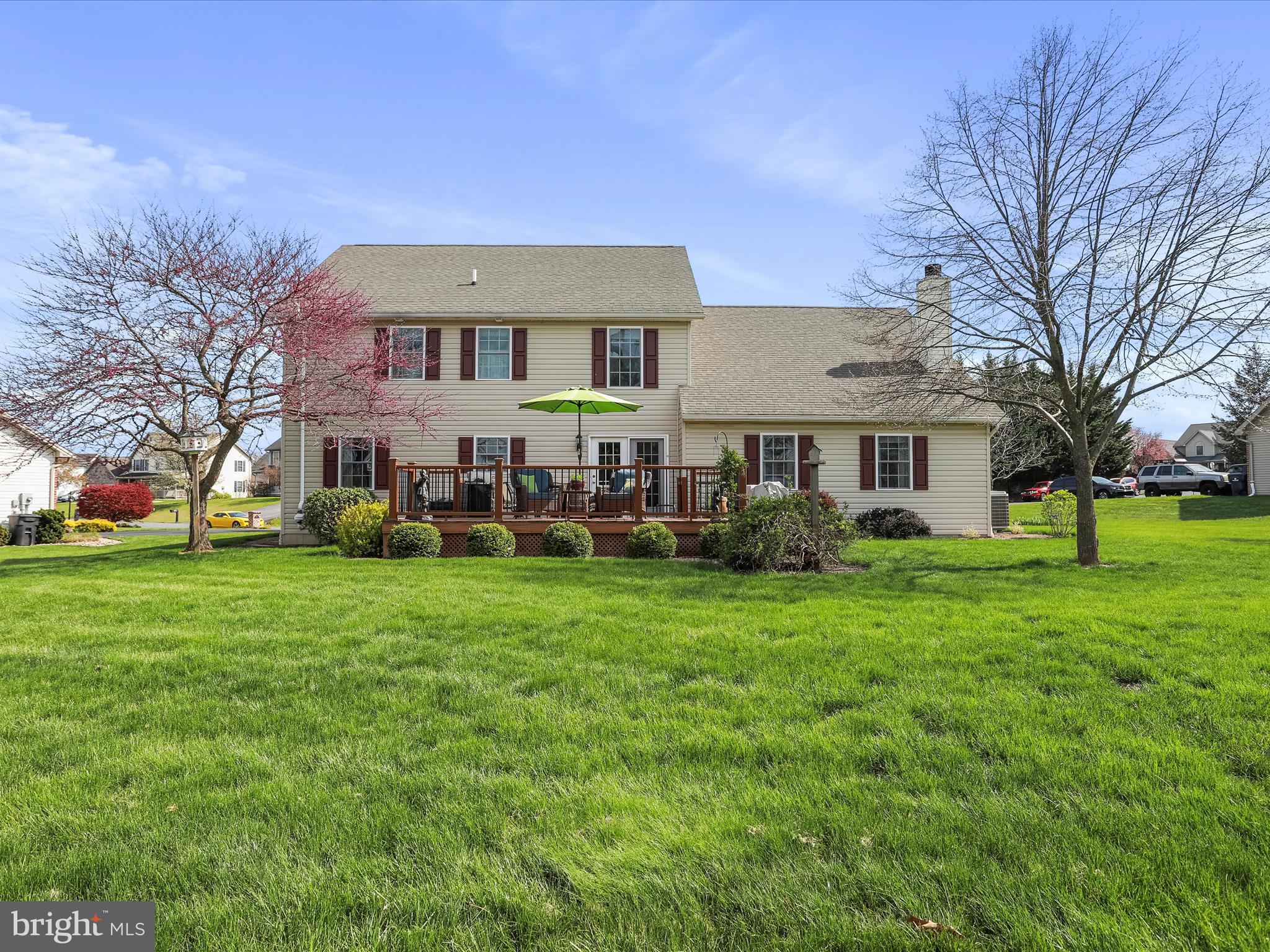 HUNTERS CHASE - Residential