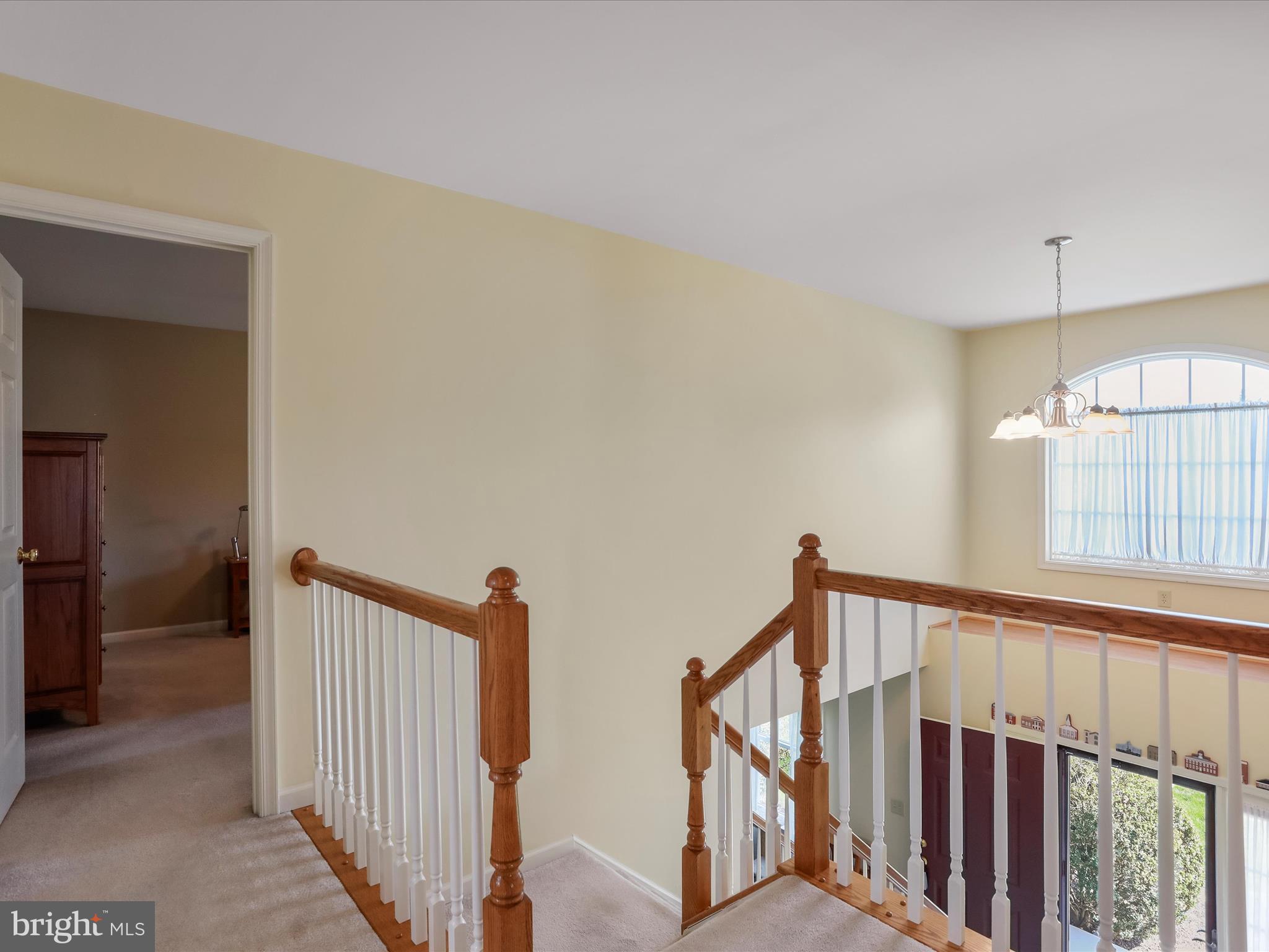 HUNTERS CHASE - Residential