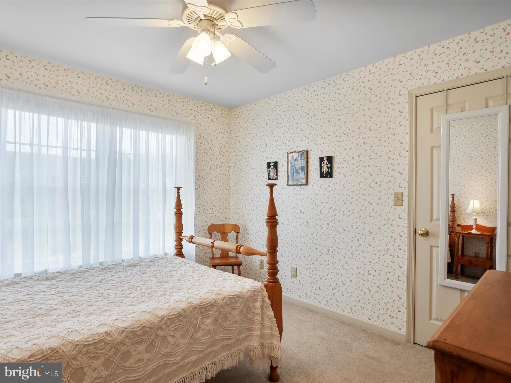 HUNTERS CHASE - Residential