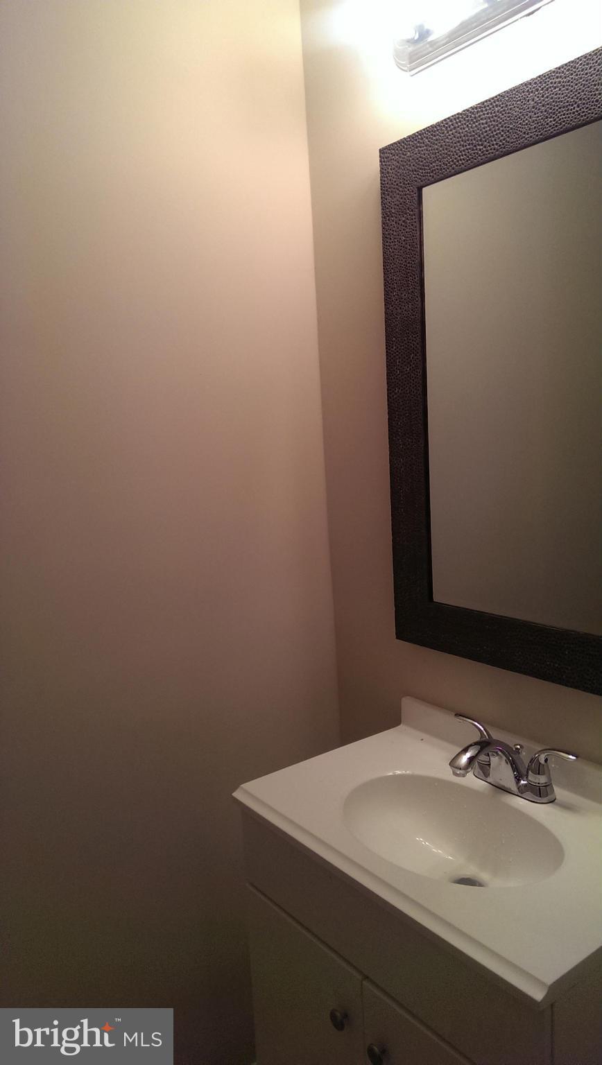 PORT O DUMFRIES - Residential Lease