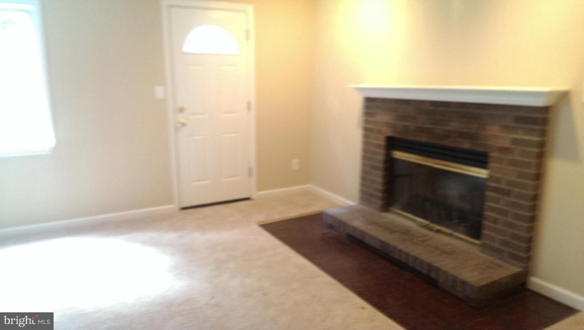 PORT O DUMFRIES - Residential Lease