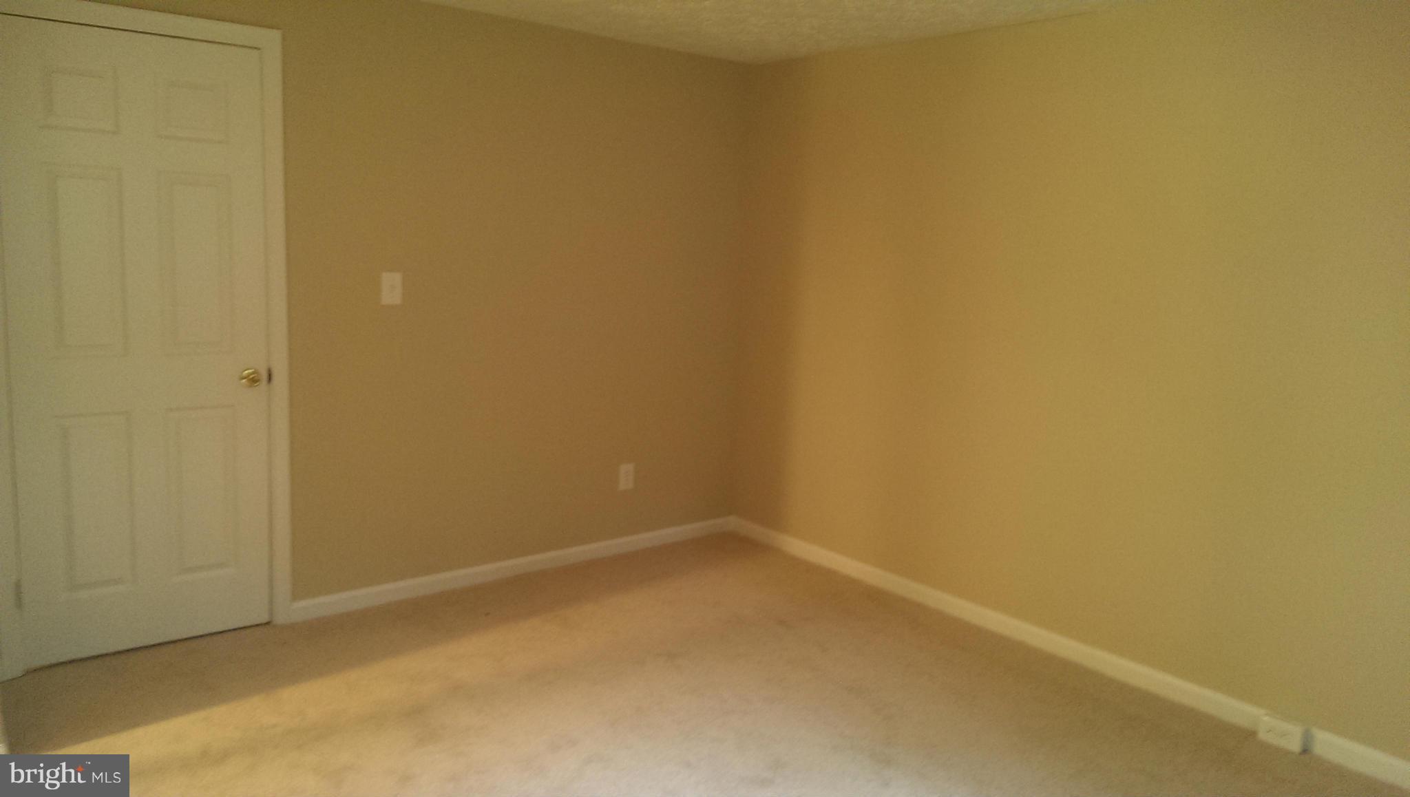 PORT O DUMFRIES - Residential Lease