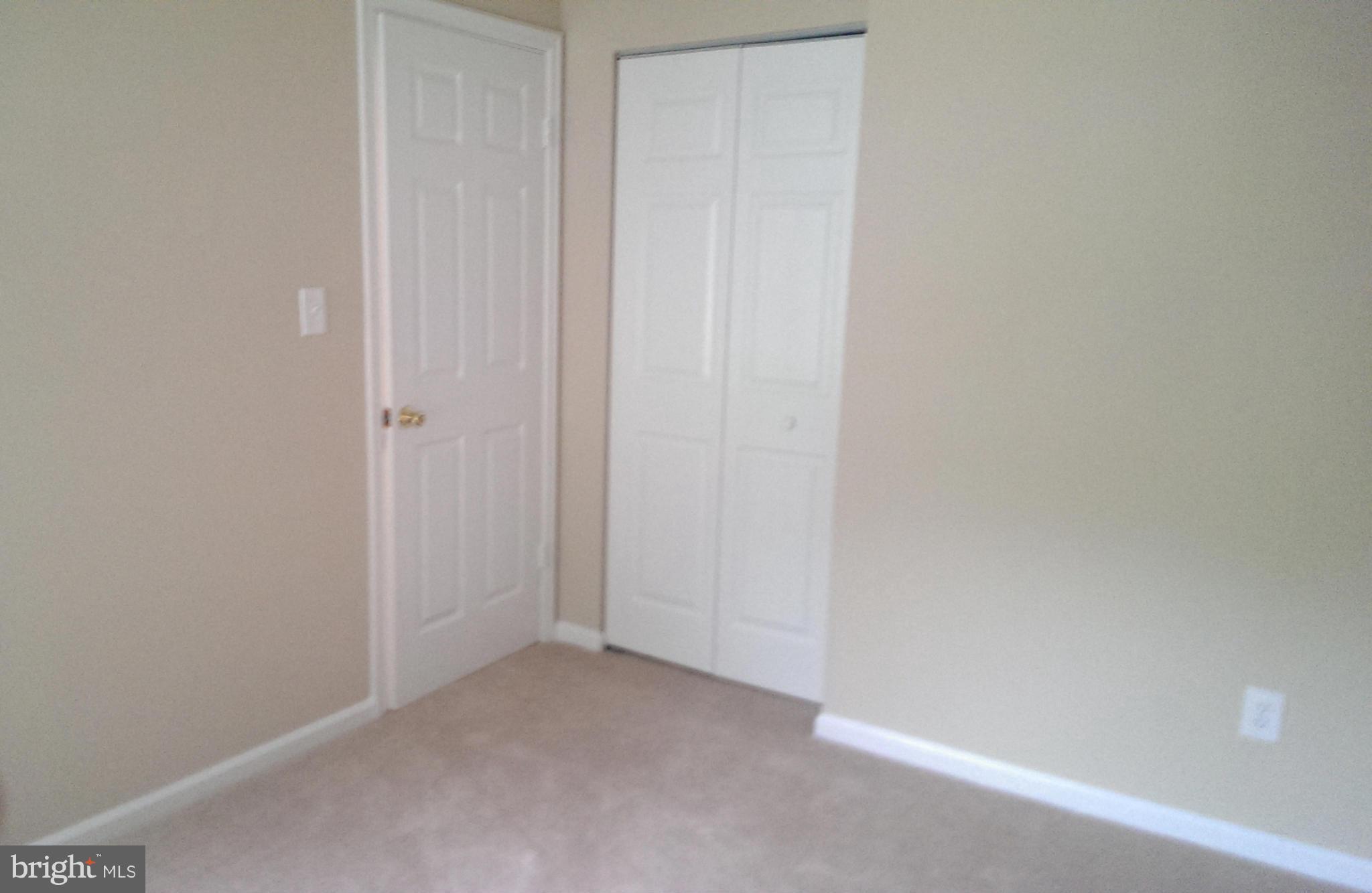 PORT O DUMFRIES - Residential Lease