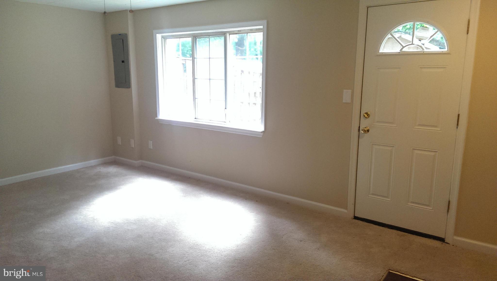 PORT O DUMFRIES - Residential Lease