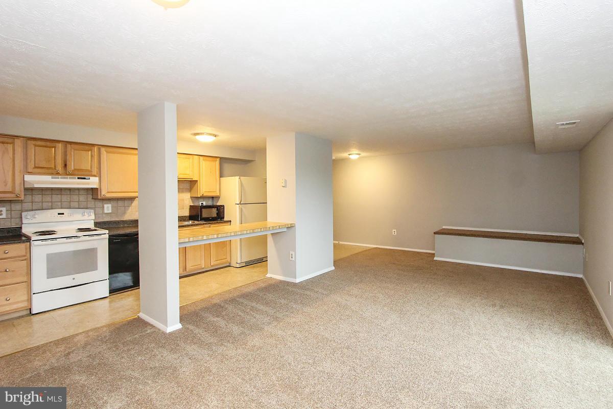 GREENFIELD COMMONS - Residential