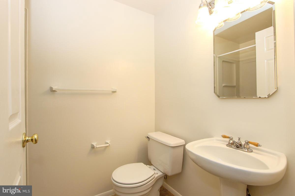 GREENFIELD COMMONS - Residential