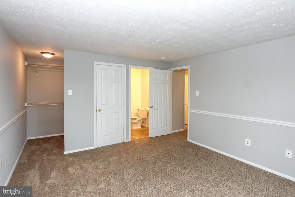 GREENFIELD COMMONS - Residential