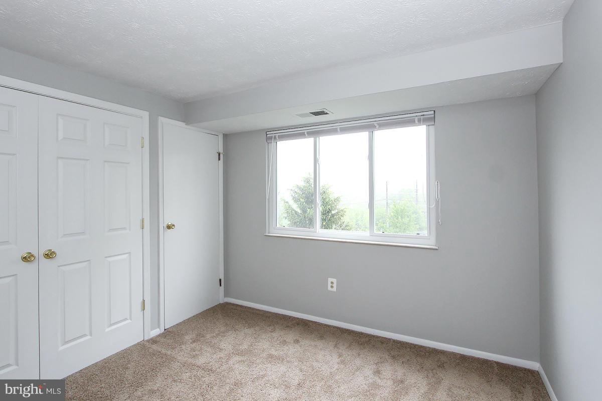 GREENFIELD COMMONS - Residential