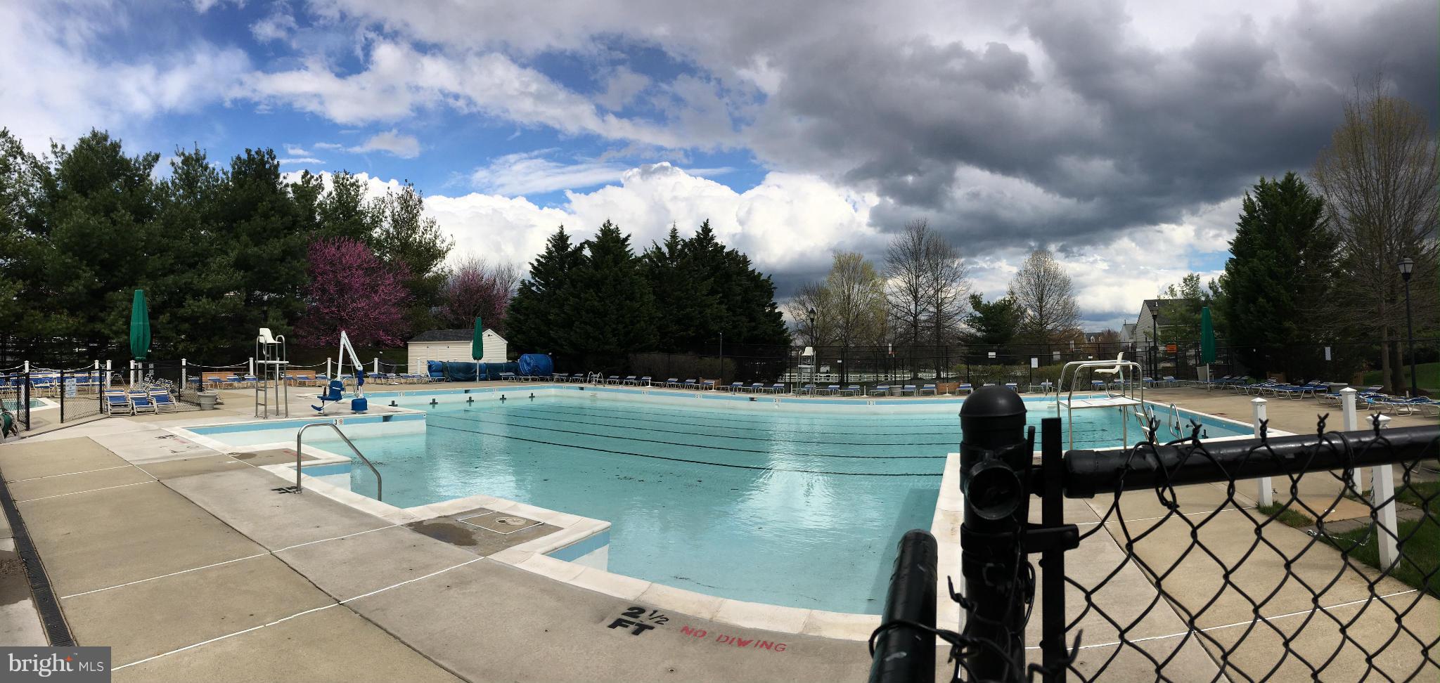 CLOPPERS MILL WEST - Residential