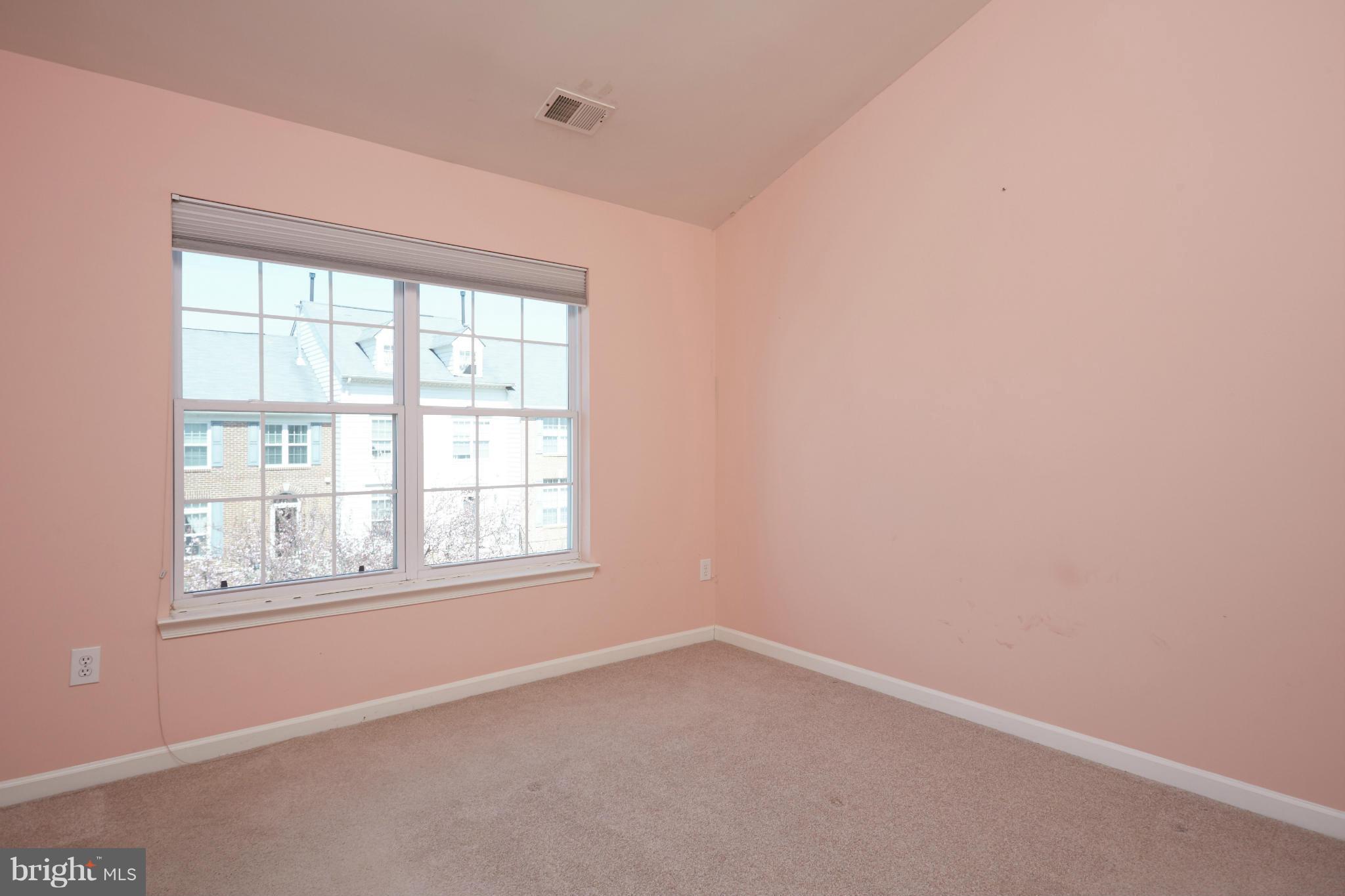 CLOPPERS MILL WEST - Residential