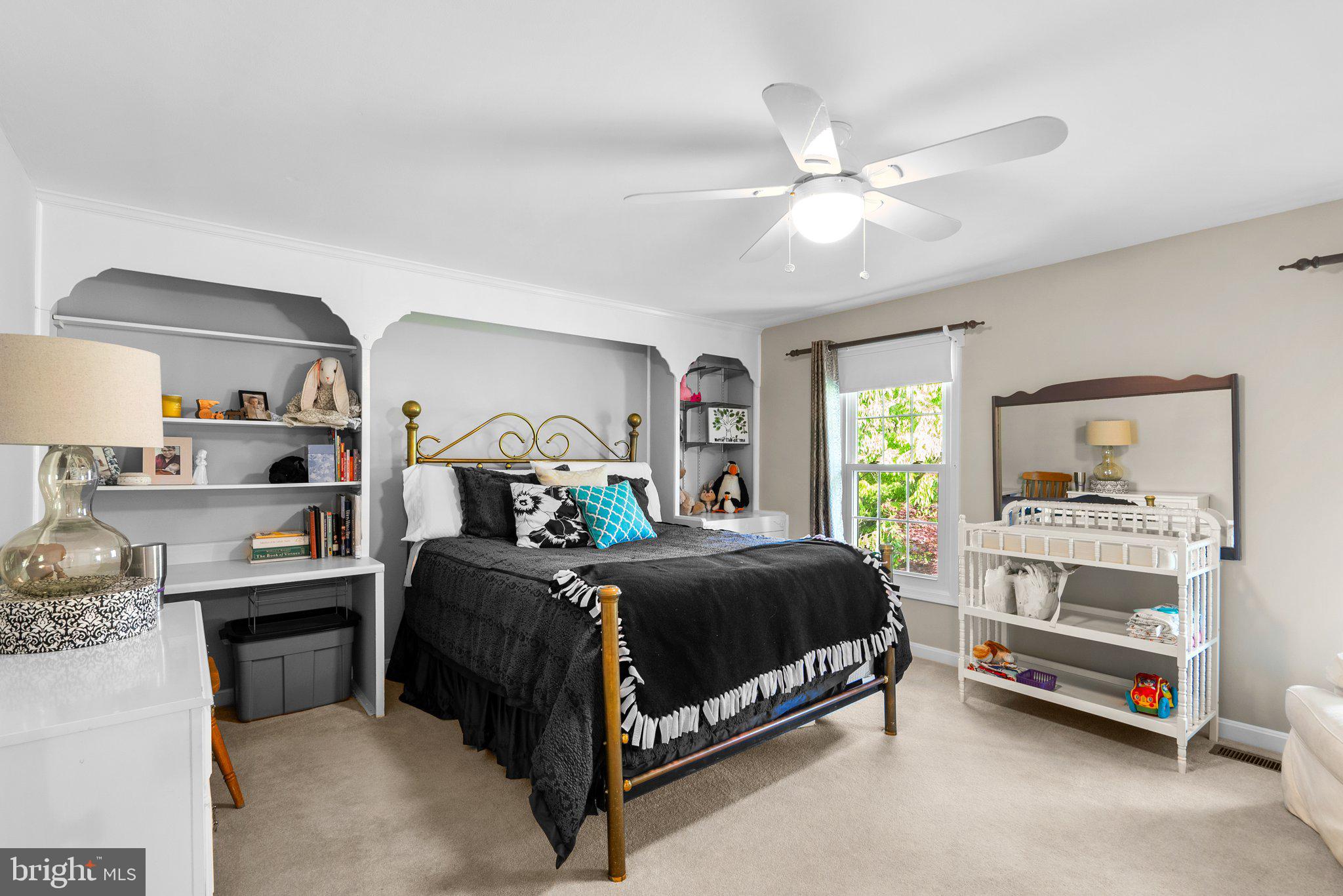 HALLOWELL - Residential