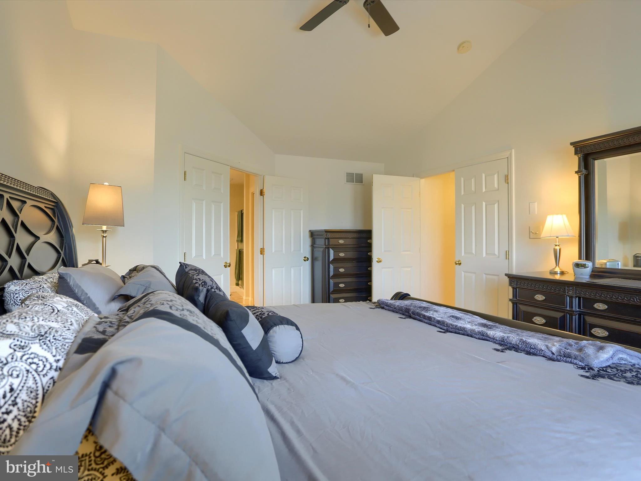 SOUTHERN MEADOWS - Residential