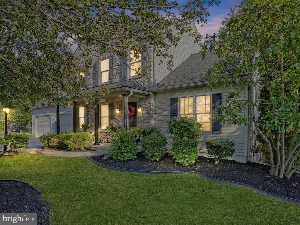 Photo of 120 Quail Court, HUMMELSTOWN, PA 17036 (MLS # PADA2049108)