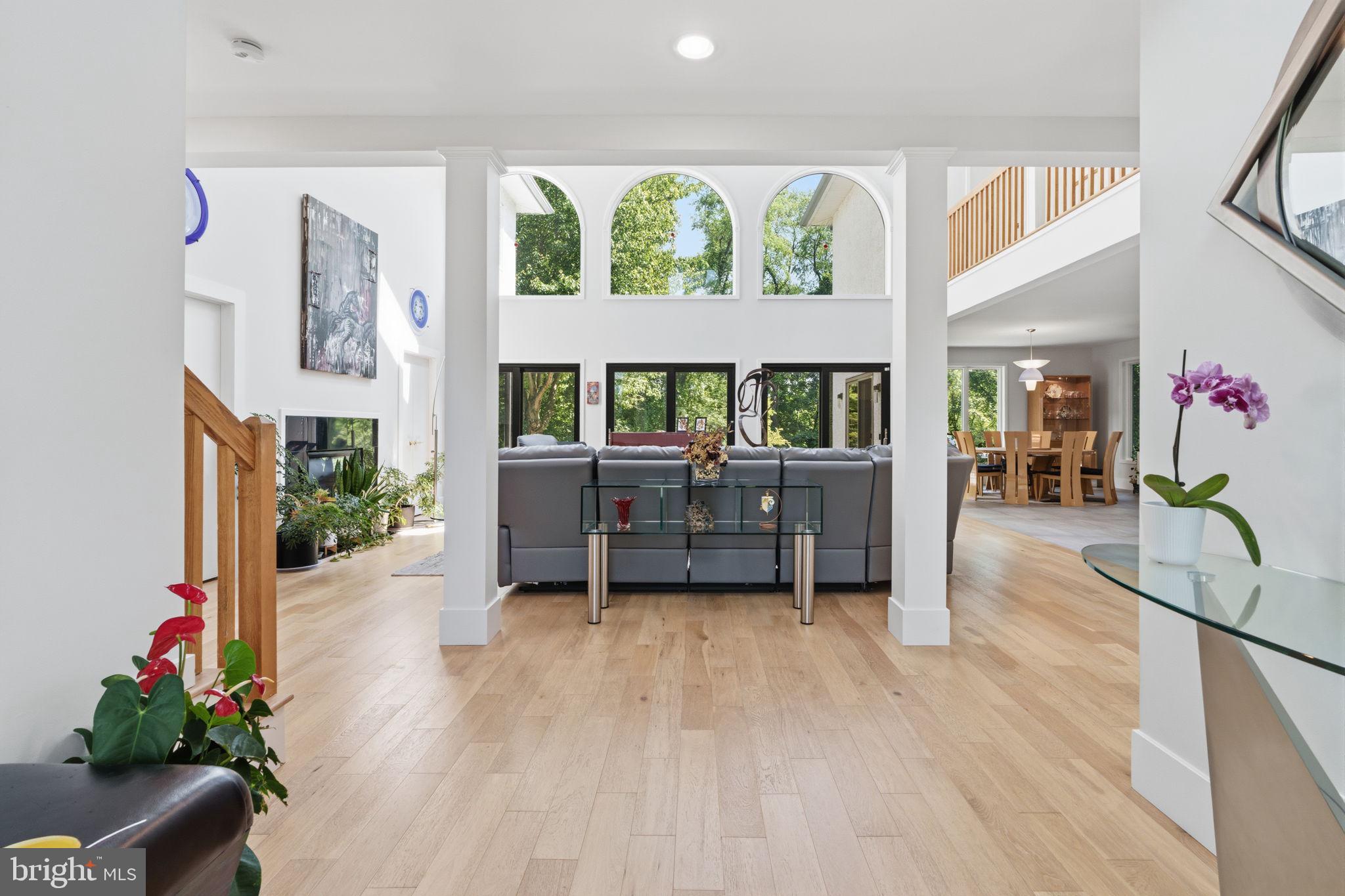 ARBOUR HILL - Residential