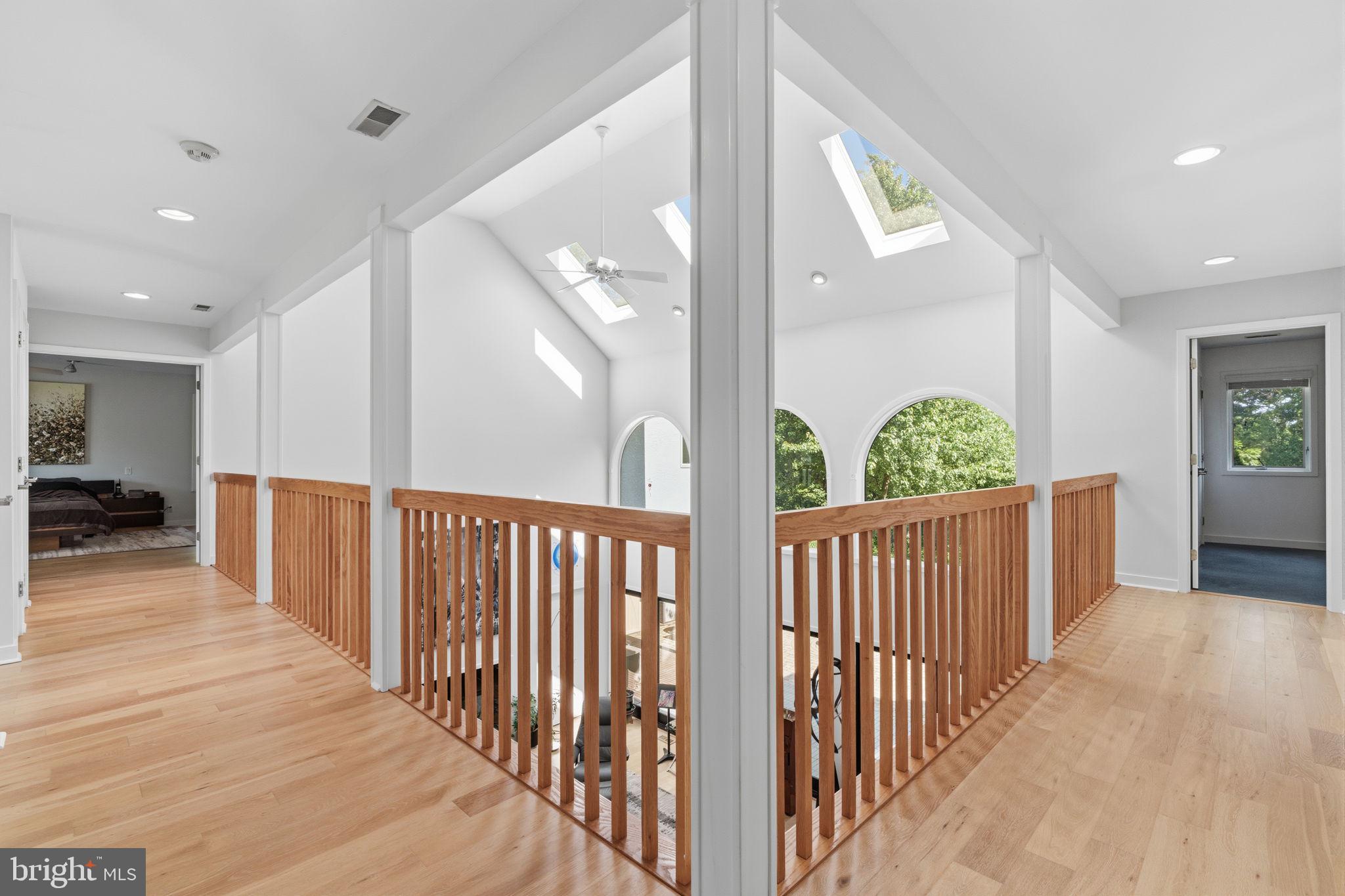 ARBOUR HILL - Residential