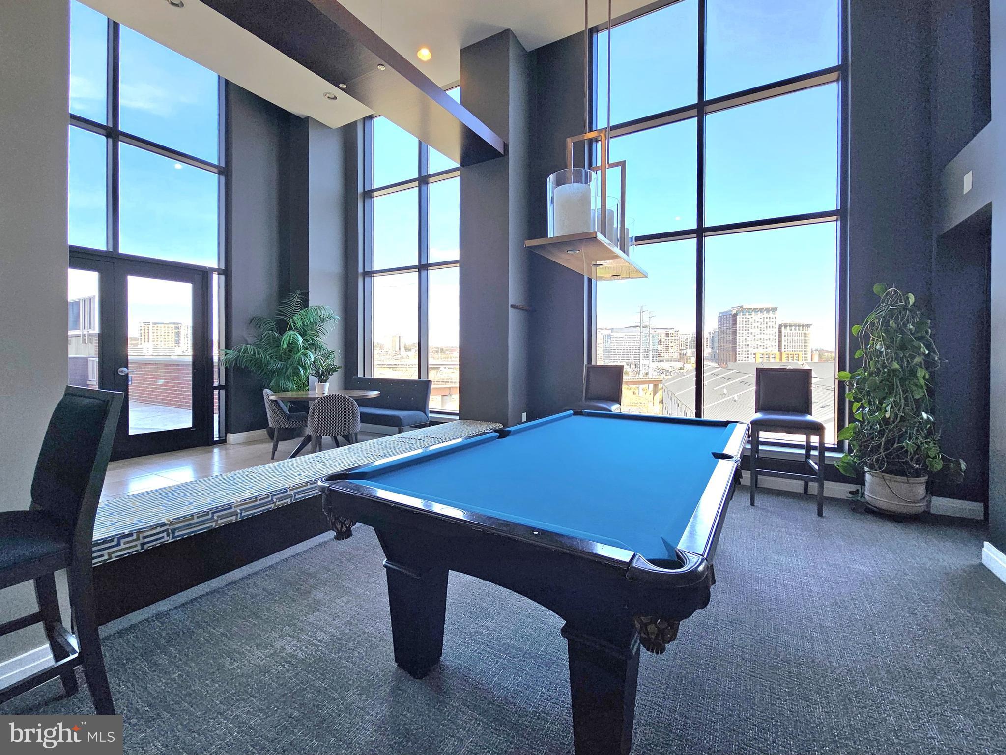 MIDTOWN ALEXANDRIA STATION CONDOMINIUM - Residential Lease