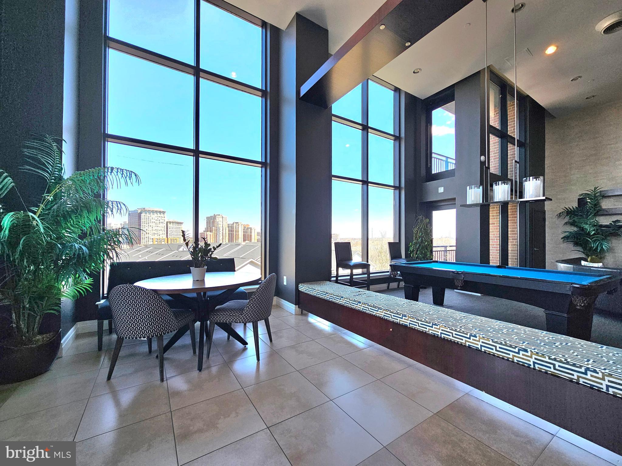 MIDTOWN ALEXANDRIA STATION CONDOMINIUM - Residential Lease