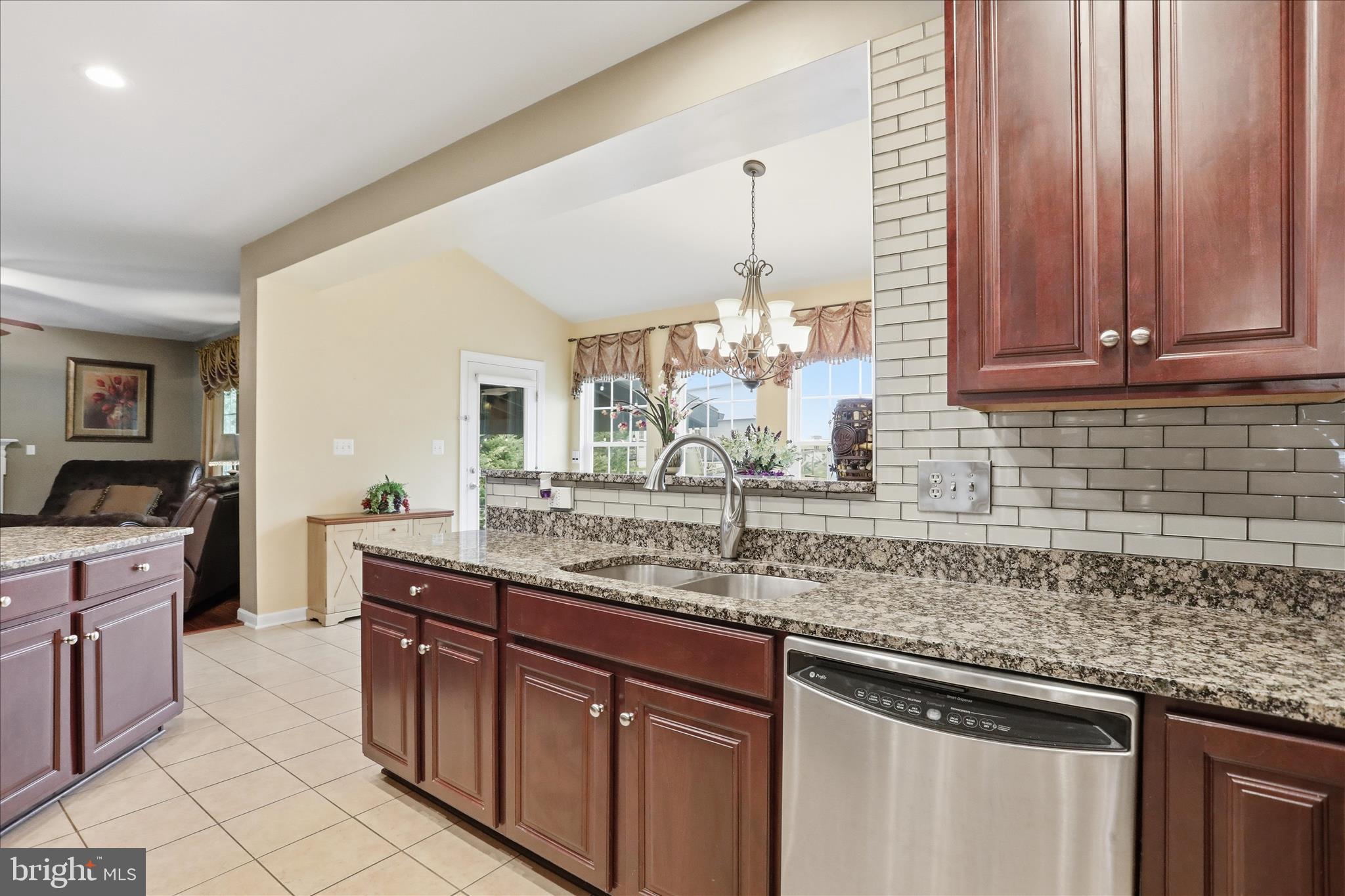 ANTIETAM COMMONS - Residential