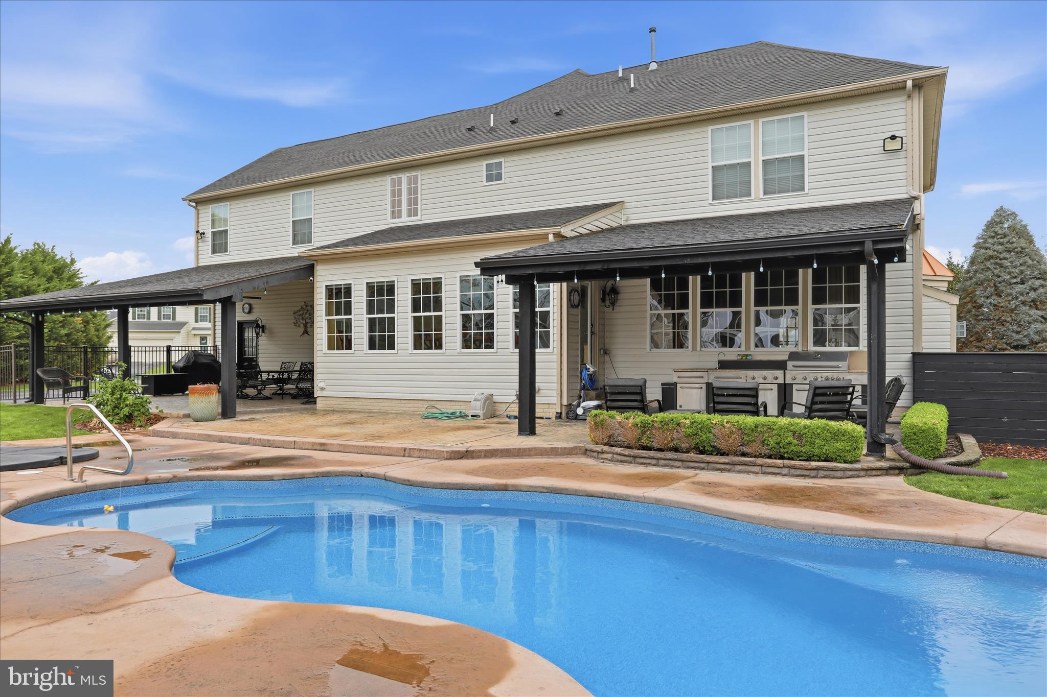 ANTIETAM COMMONS - Residential